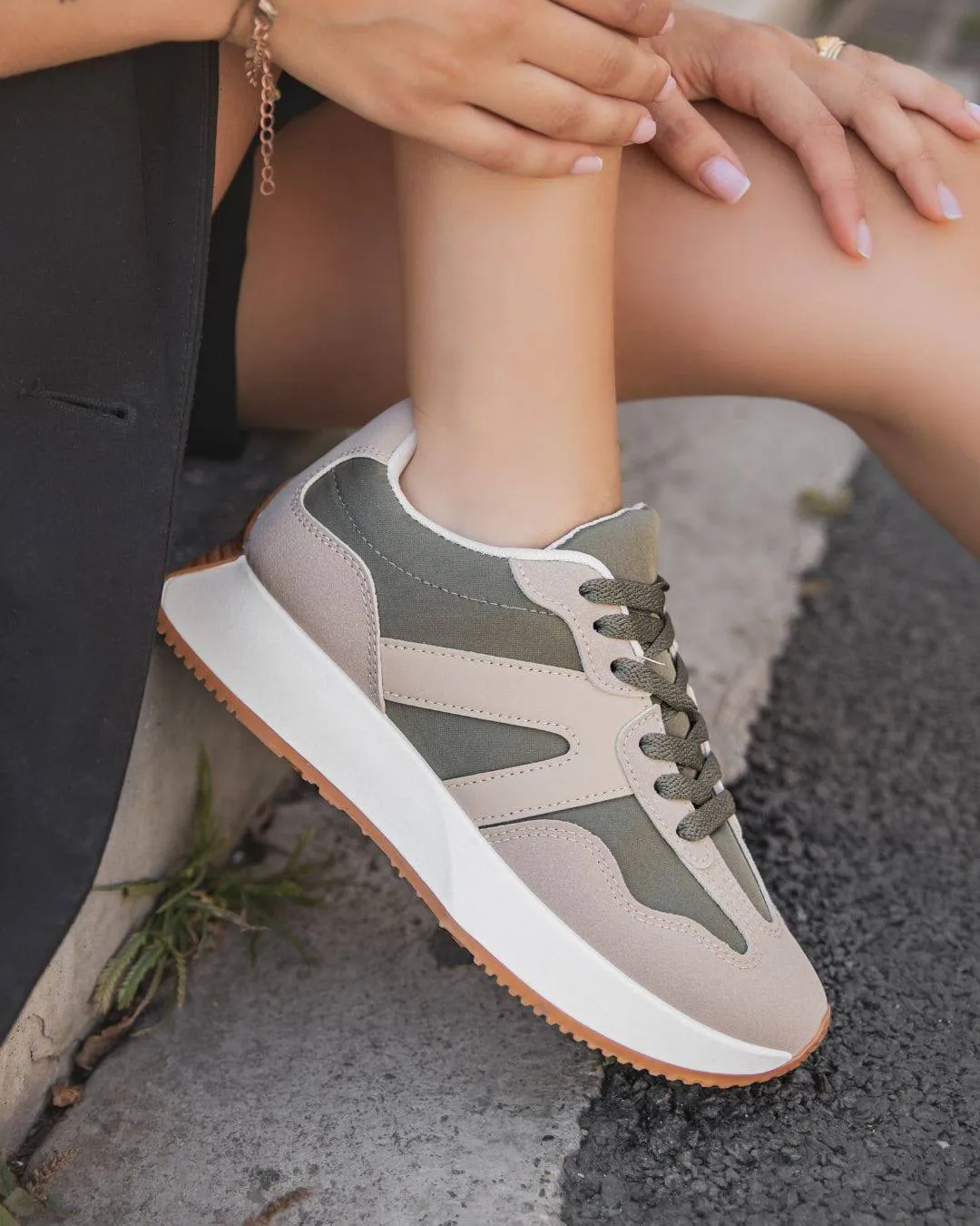 Basket femme kaki à lacets - Amélia
