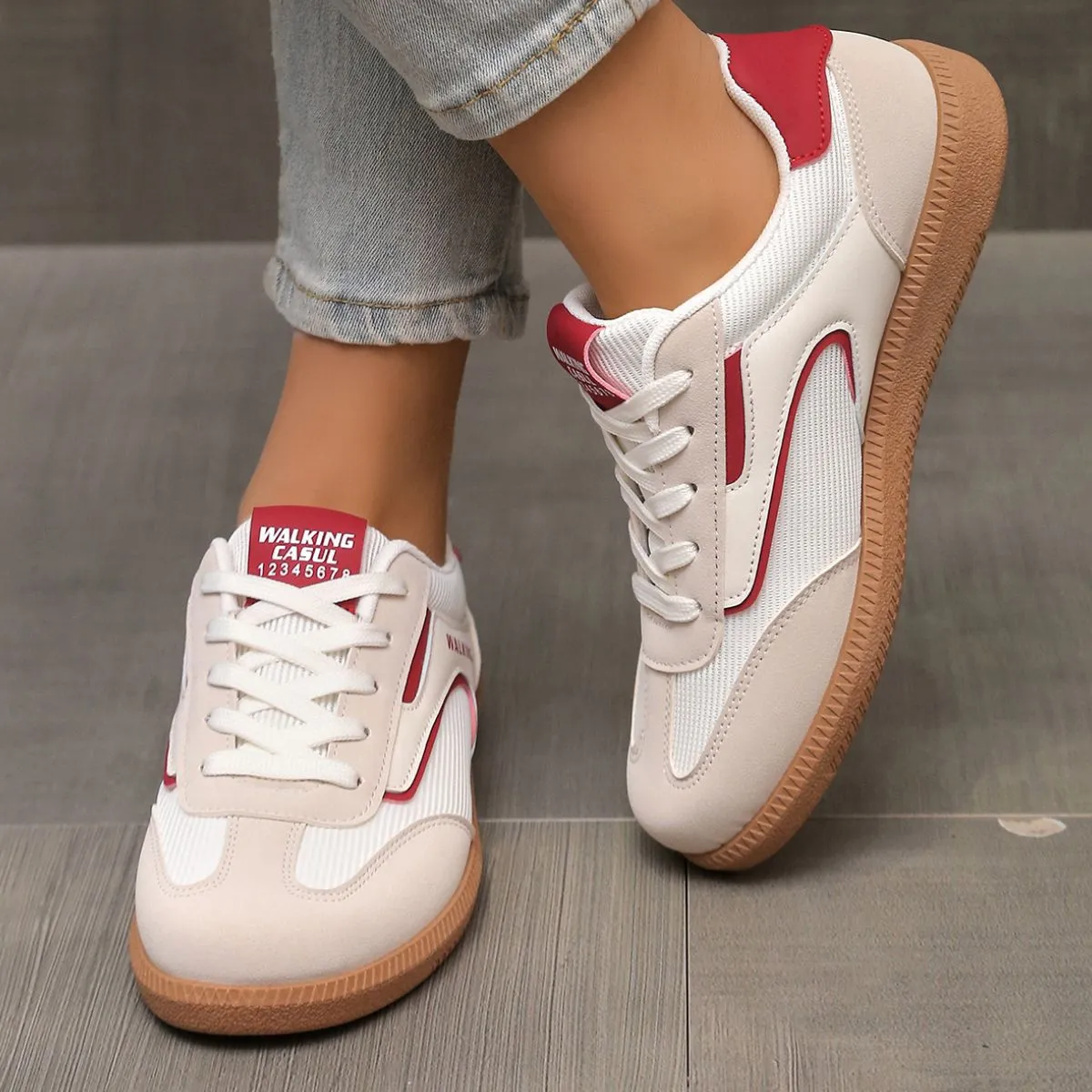 Contrast Round Toe Flat Sneakers