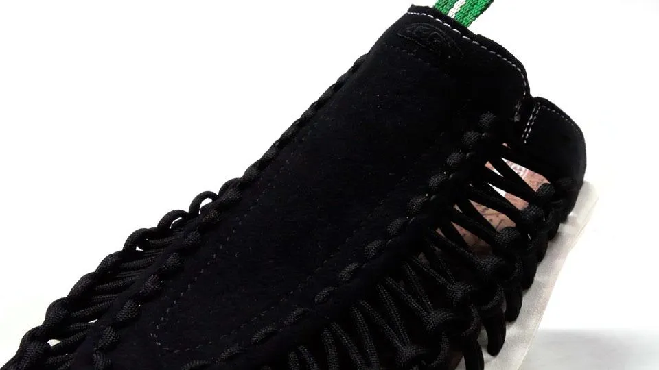 KEEN UNEEK SLIDE "mita sneakers"　BLK/WHT/GRN