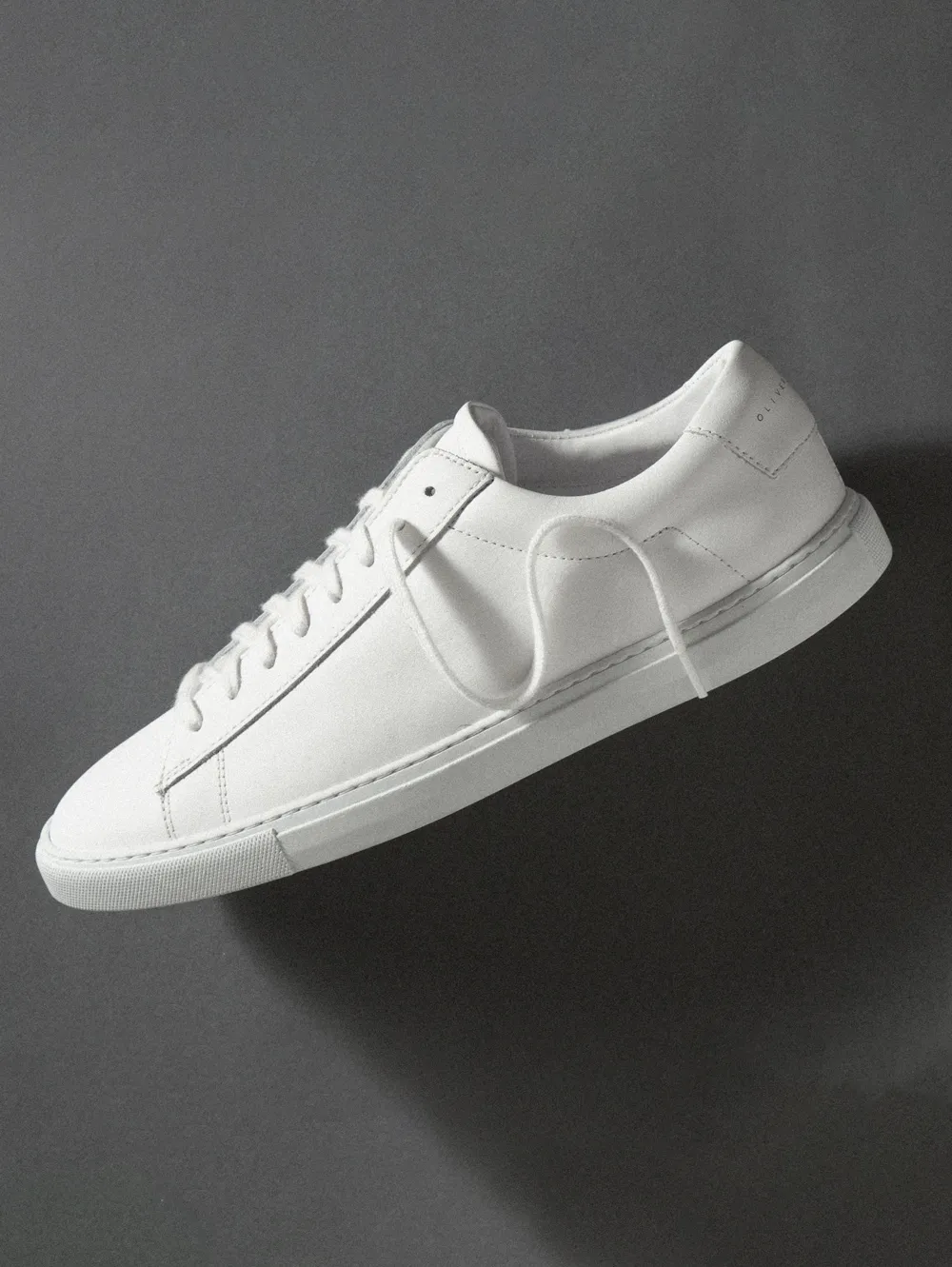 Low 1 Sneaker in White
