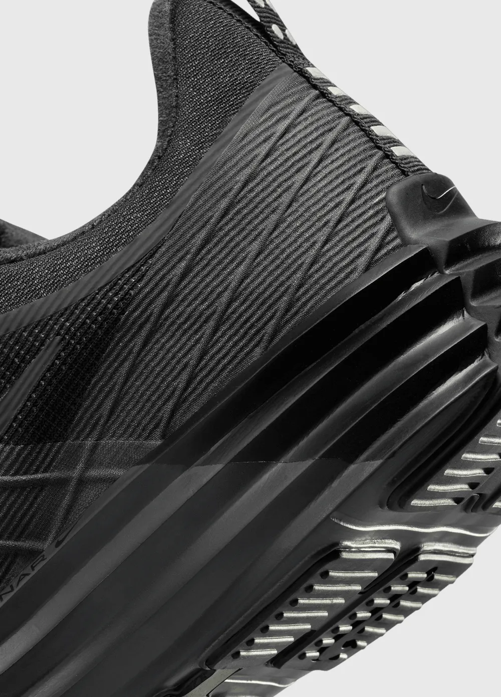 Lunar Roam 'Dark Smoke Grey' Sneakers